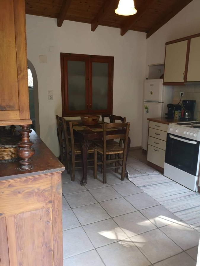 Rania'S Cottage Лакка Екстер'єр фото